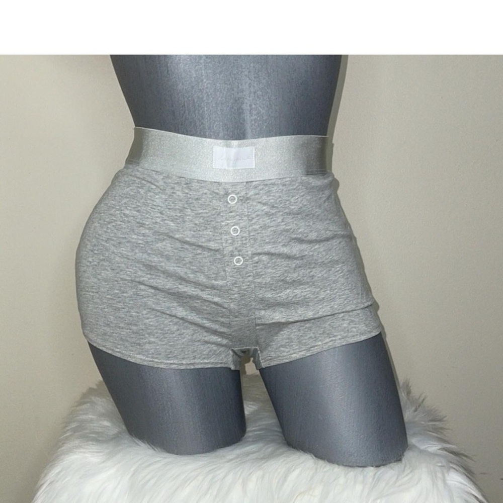 VICTORIAS SECRET PINK HIGH WAIST BOYSHORT PANTY UNDERWEAR. NWT